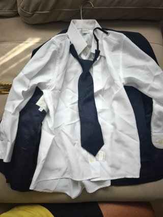 Traje de Comunión BUSSTOP Azul Marino y Dorado