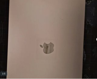 Macbook M1 Pro 16 con schermo rotto