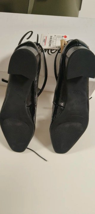 Zapatos Mary Jane charol Zara Talla 39