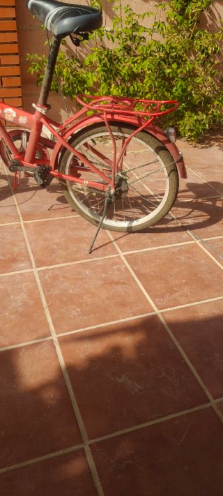 Bicicleta plegable roja