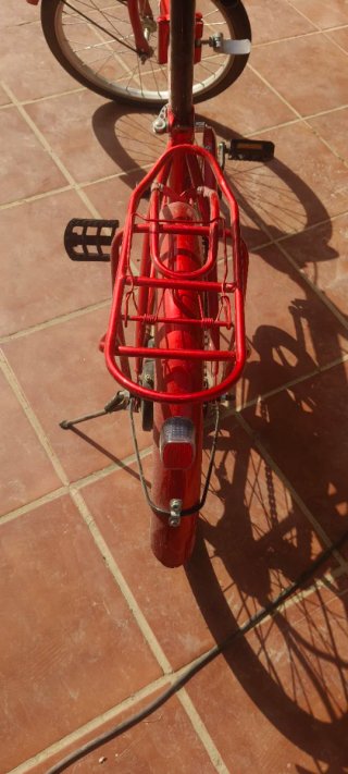 Bicicleta plegable roja