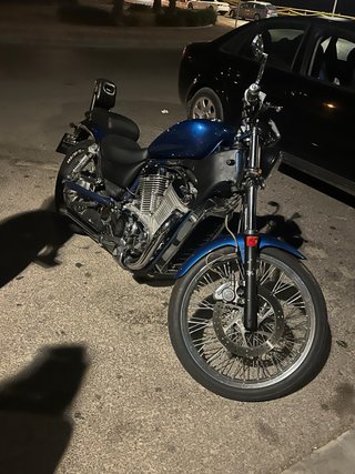 Suzuki Intruder Cruiser Azul