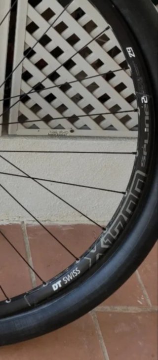 Rueda delantera DT Swiss X1700