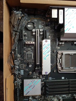 MSI B650 Gaming Plus WiFi Placa Base
