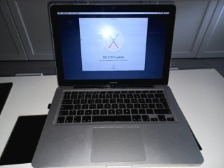 MacBook Argento 2008 con CD