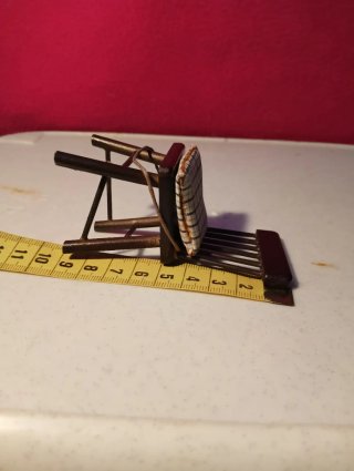 Tavolo in miniatura in scala 1/12