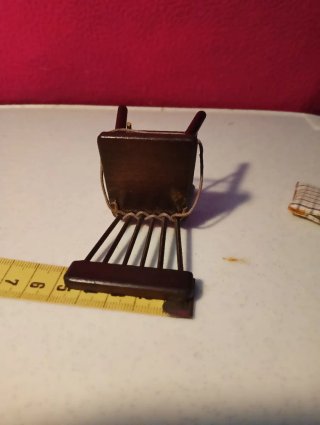 Tavolo in miniatura in scala 1/12