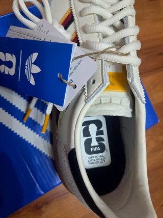 Zapatillas Adidas Spezial FIFA