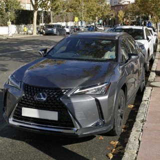 Lexus UX250h