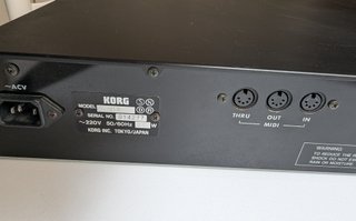 Korg M1R - Sintetizador M1 de rack/sobremesa