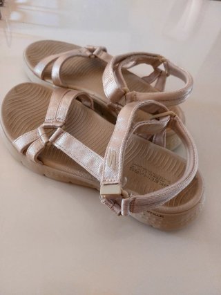 Sandalias skechers