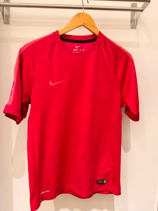 Camisas,pantalones de vestir  Remeras deportivas