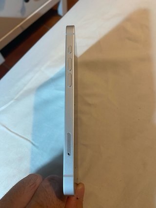 iPhone 16 128GB Blanco Sin Estrenar