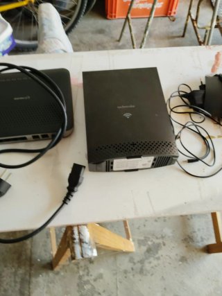 Lote televisión y wifi
