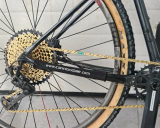 Bicicleta Cannondale Lefty Negra