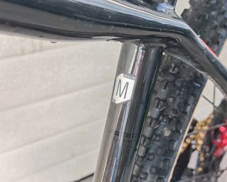 Bicicleta Cannondale Lefty Negra