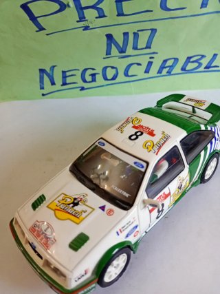 Scalextric Ford Sierra Cosworth nuevo Falta Espejo
