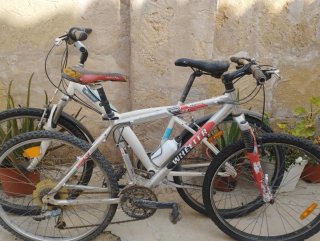 Bicicleta blanca Decathlon