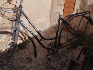 Bicicleta blanca Decathlon