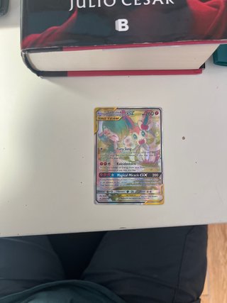 Carta Pokémon Gardevoir & Sylveon GX TAG TEAM