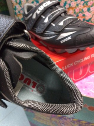 Scarpe MTB LUCK Taglia 43 suola in carbonio
