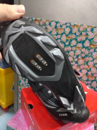 Scarpe MTB LUCK Taglia 43 suola in carbonio