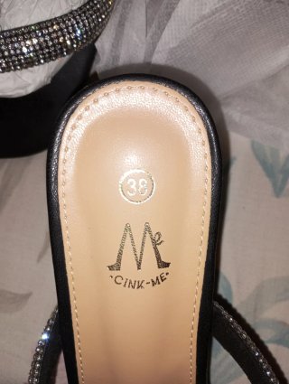 Tacones negros y plateados talla 38