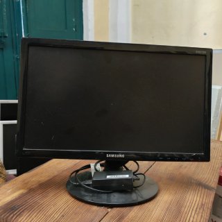 Monitor Samsung S19C150 Negro