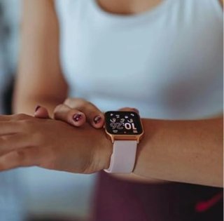 Reloj Ice Watch Ice Fit Rosa y Oro sin abrir