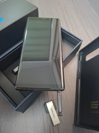 Samsung Galaxy Note8 64GB Caja y Accesorios