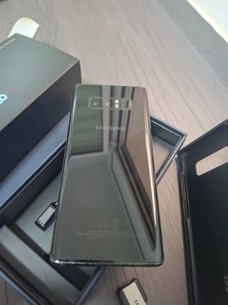 Samsung Galaxy Note8 64GB Caja y Accesorios