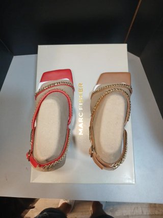 Talla 36 y 36,5 Sandalias Marc Fisher Tacón
