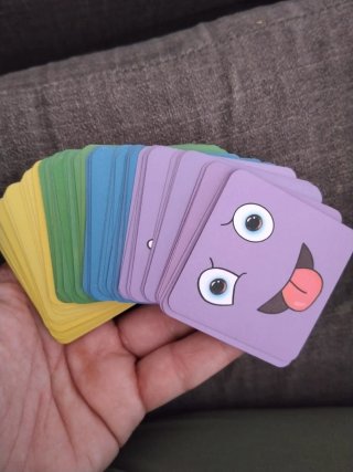 Juego cubos madera caras