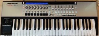 Teclado MIDI Novation SL49 MkII