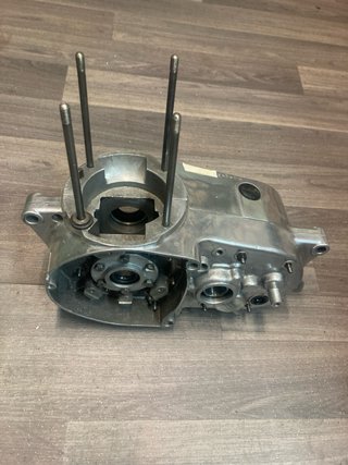 Carteres motor  Bultaco HM143