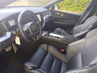 Volvo XC60 R-Desing T8 HIBRIDO ENCHUFABLE + TECHO