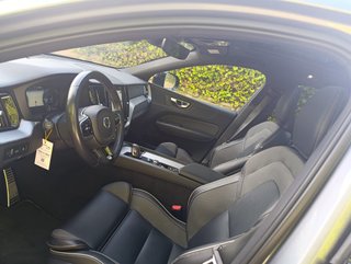 Volvo XC60 R-Desing T8 HIBRIDO ENCHUFABLE + TECHO