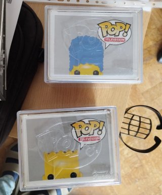 Oportunidad. Bart y Marge Simpson Funko Pop.