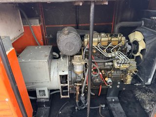 Grupo electrógeno insonorizado, 30 kv