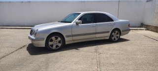 Mercedes-Benz E 220 2001