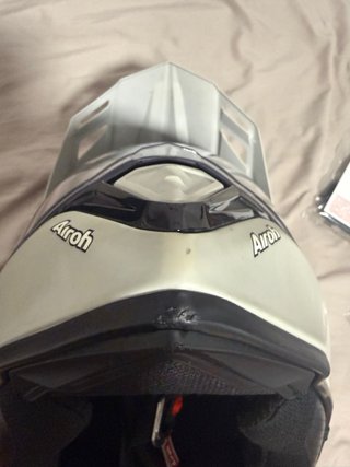 Casco Airoh Commander L