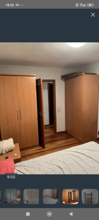 2 Armarios y 2 Mesitas.(Recogida desmontados)