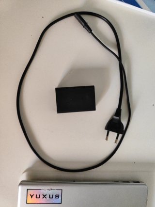 PS Vita 2000 Slim Negra