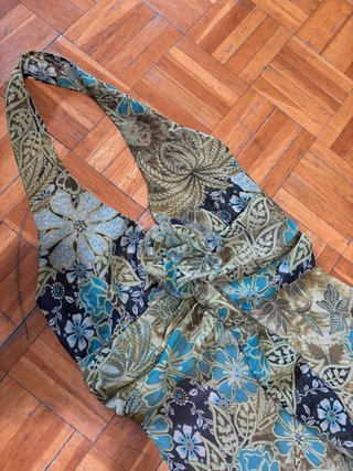 Vestito midi y2k scollo all’americana verde