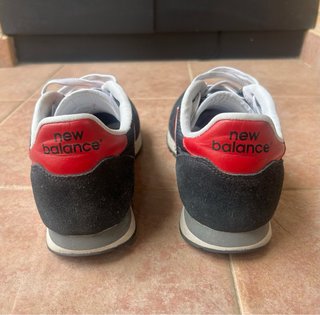 Zapatillas New Balance 311 Negras y Rojas