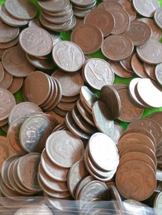 Lotto di 100 monete antiche da 5 pesetas