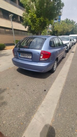 KIA Rio 2003