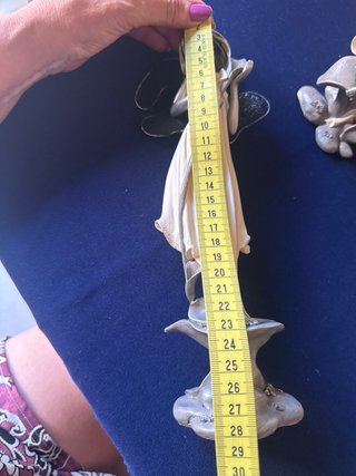 Figuras Hadas Resina Plateadas Alas Tela Negra