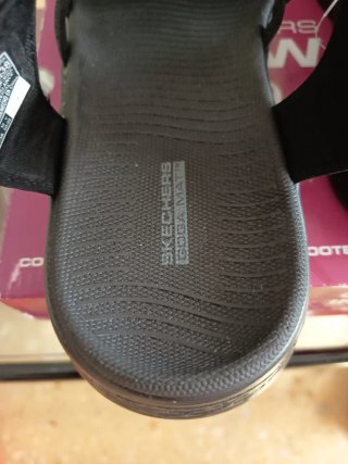 Sandalias Skechers Negras Mujer