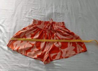 Short pantalón corto fluido talla M